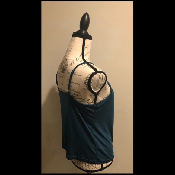 Forest green silky v neck top - Picture 4 of 8